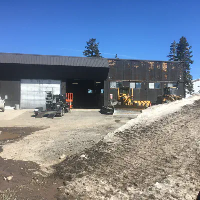 Insulated commercial sectional door installation