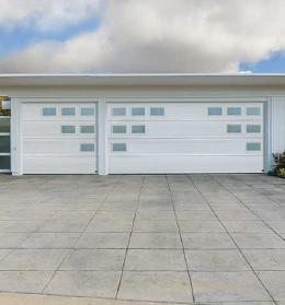 Amarr Lincoln Garage Door gallery image